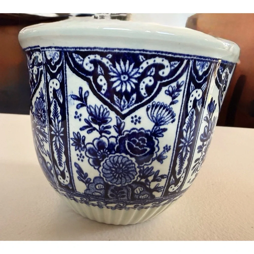 Vintage Royal Sphinx Boch Delfts Blue White M14 Planter Cachepot Jardiniere Pot